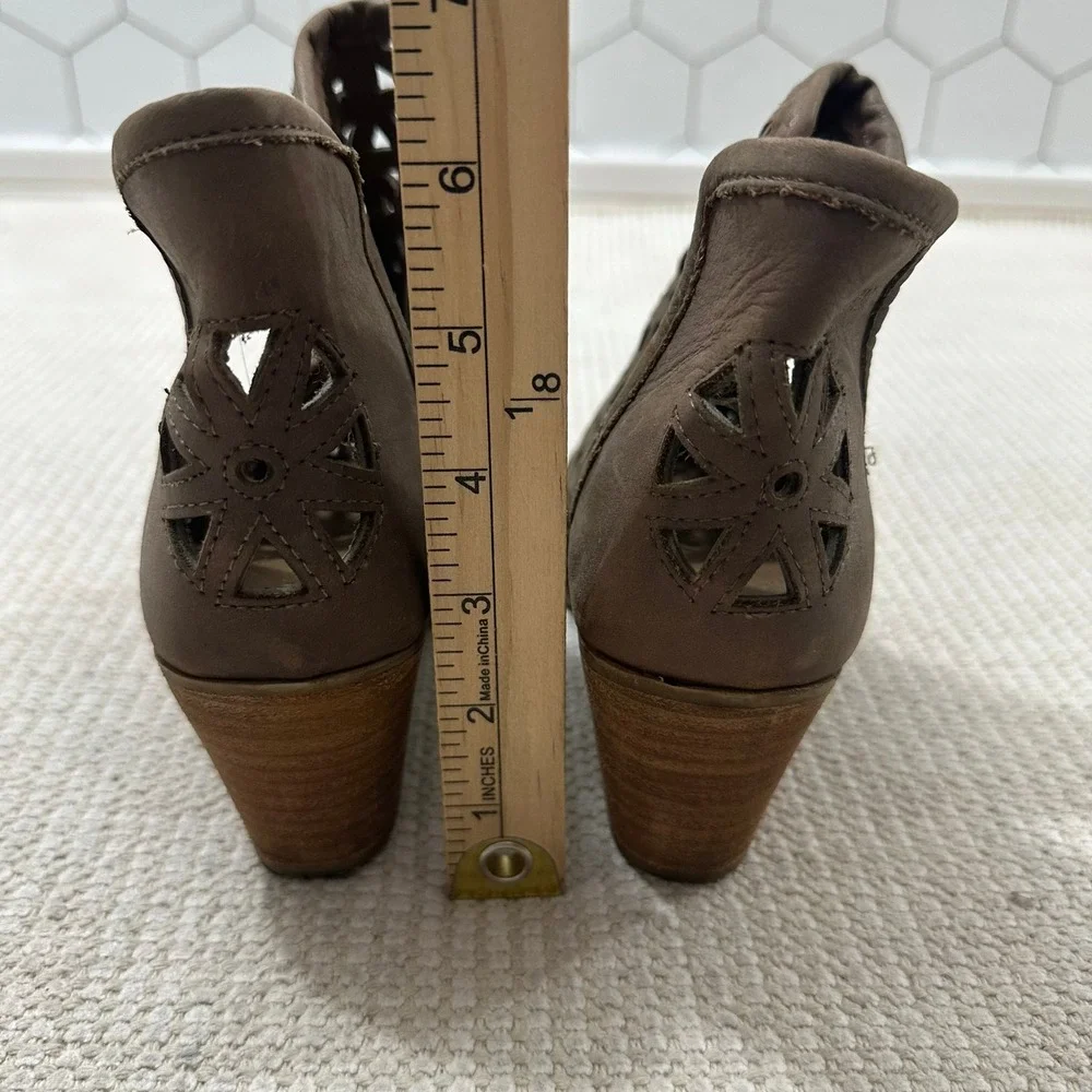 Musse & Cloud Brown Leather Laser Cut Geometric Ankle Boots Size 6 AME 37 EU